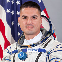 Dr. Kjell Lindgren